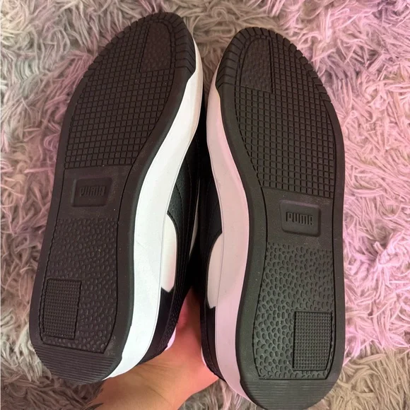 W8 PUMA SNEAKERS - Picture 4 of 4